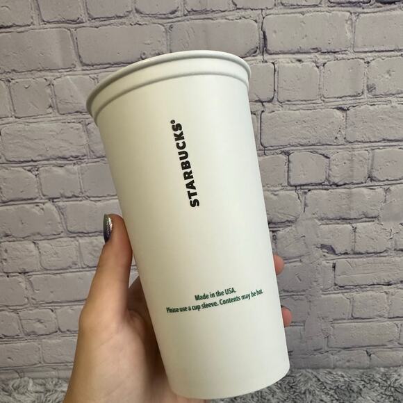 Set of 4 Starbucks Flourish White Green Plastic 16oz Reusable Coffee Cups - Picture 5 of 8